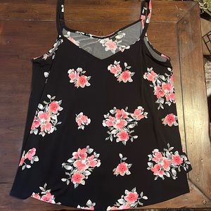 Black w/pink flower spaghetti top 2X/xxl Torrid tank top stretchy! Hardly worn
